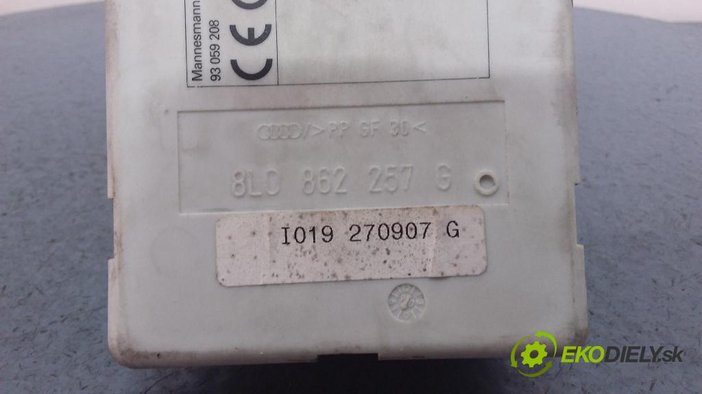 Audi A3 2000 pompa Centrálny: Zámok: 8L0862257G