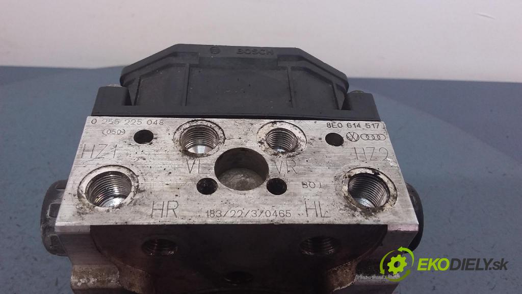 Audi A4 0 čerpadlo ABS x 8E0614117