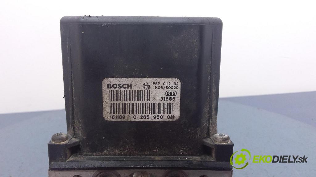 Audi A4 0 čerpadlo ABS x 8E0614117