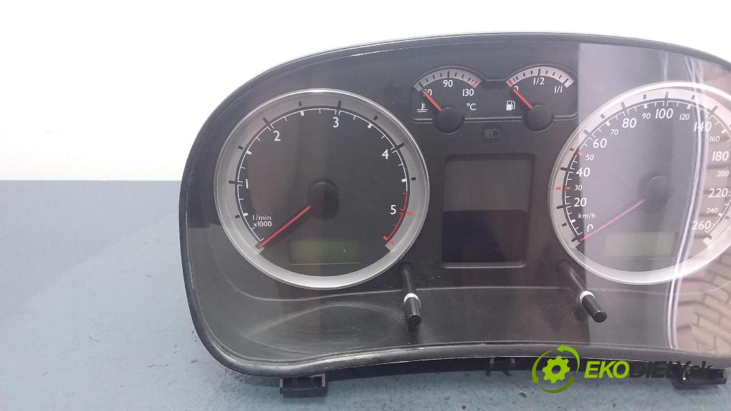 Volkswagen Golf 2003 Přístrojová deska 1J5920826C