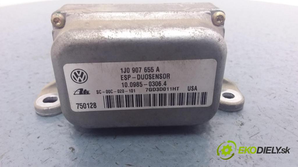 Volkswagen Golf 2003 snímač ESP. 1J1907637D