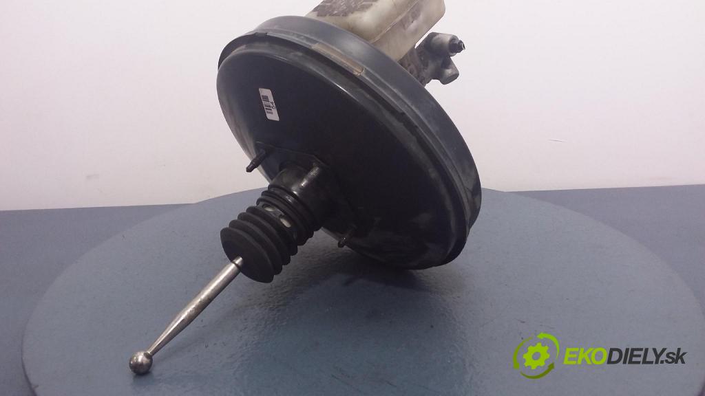 Volkswagen Golf 2000 servo Brzdní: 1J1614105Q