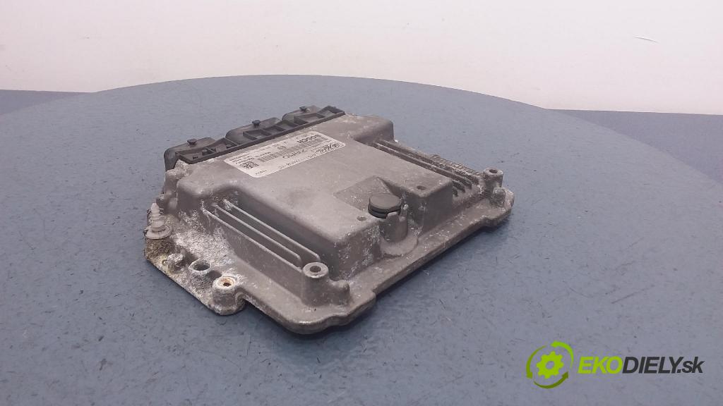 Ford Focus 2005 riadiaca jednotka Motor: 4M51-12A650-YD