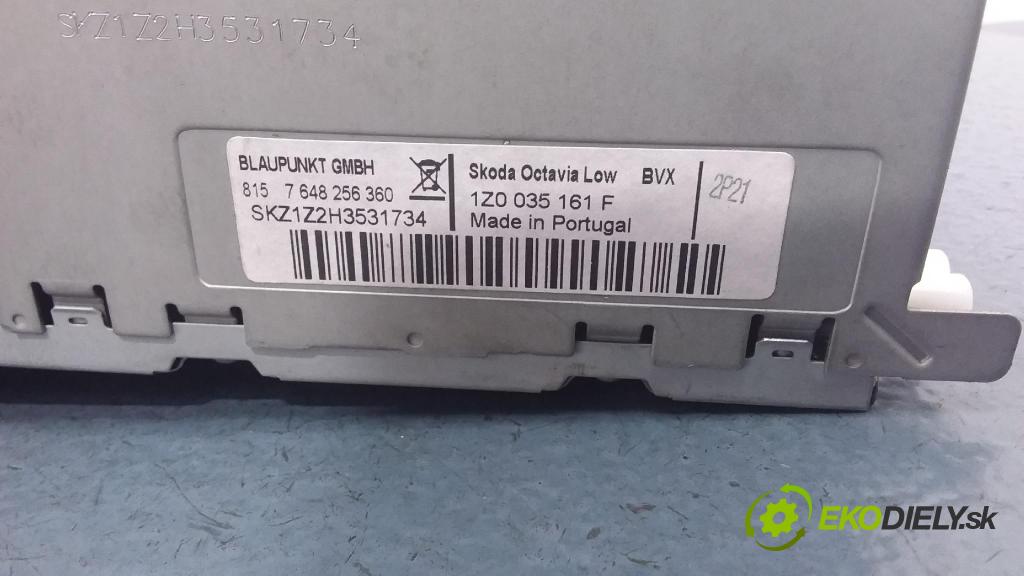 Skoda Octavia combi 2009 Radio I Navigácia: 1Z0035161F