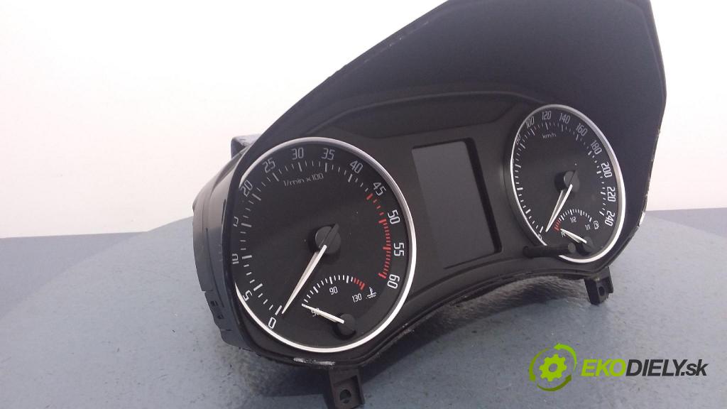 Skoda Octavia combi 2009 Přístrojová deska 1Z0920803D