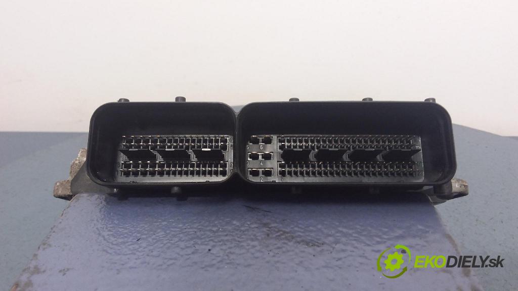 Skoda Octavia combi 2009 riadiaca jednotka Motor: 03G906021TB