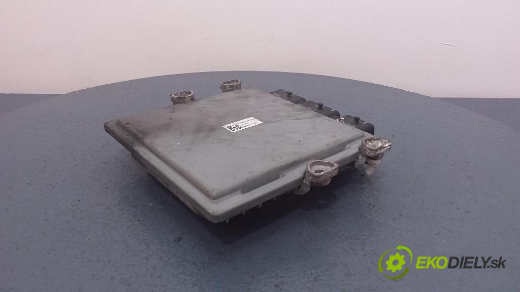 Ford Focus 2006 riadiaca jednotka Motor: 4M51-12A650-JL