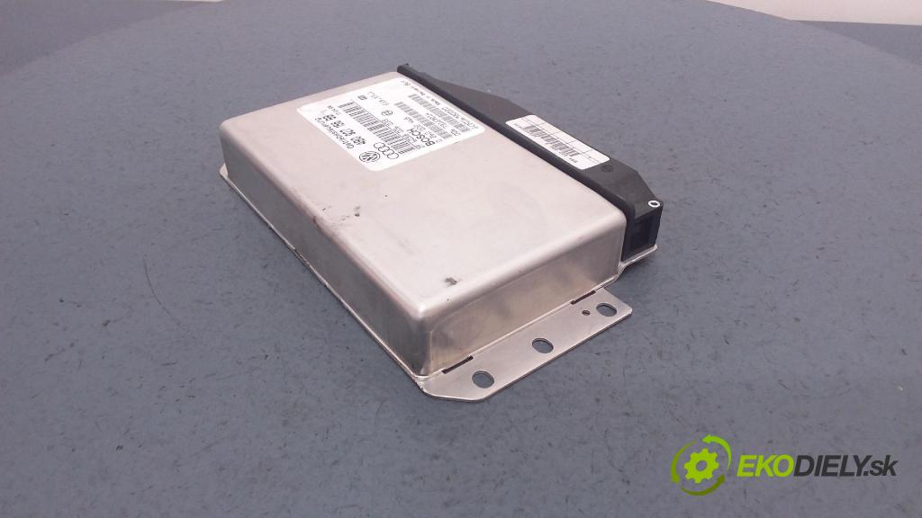 Audi A6 1998 riadiaca jednotka skrine 4B0927156BB