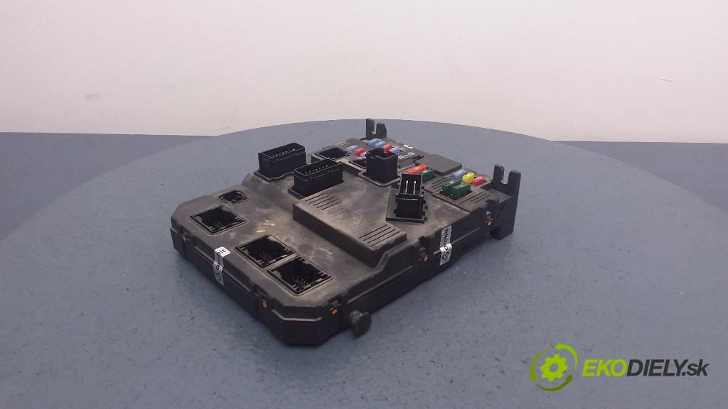 Citroen Berlingo 2007 skříňka Pojistky 9657999680