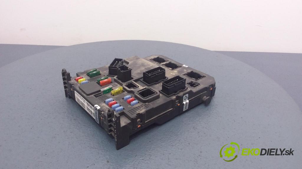 Citroen Berlingo 2007 skříňka Pojistky 9657999680