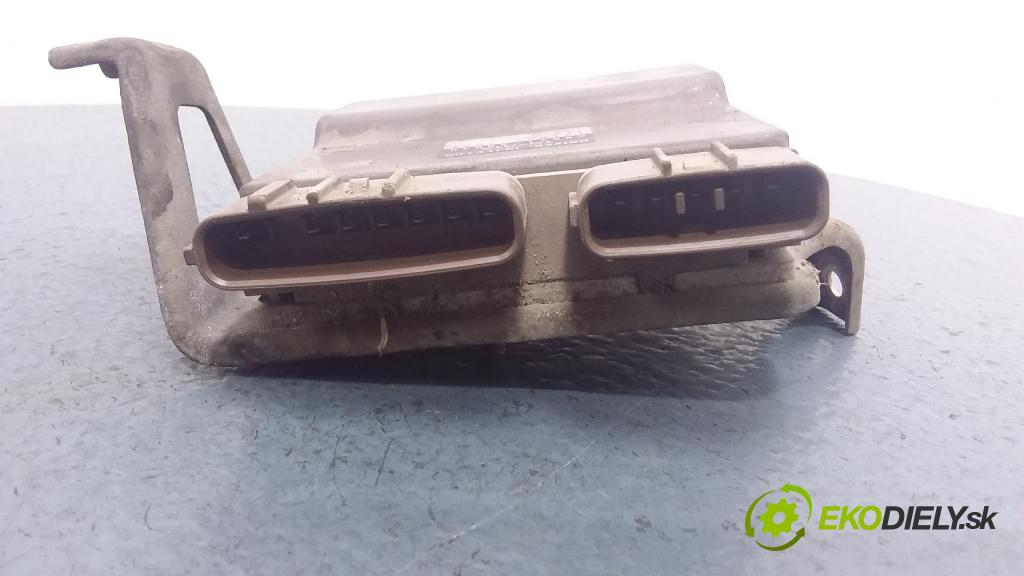 Toyota Avensis 2002 riadiaca jednotka 89871-20030