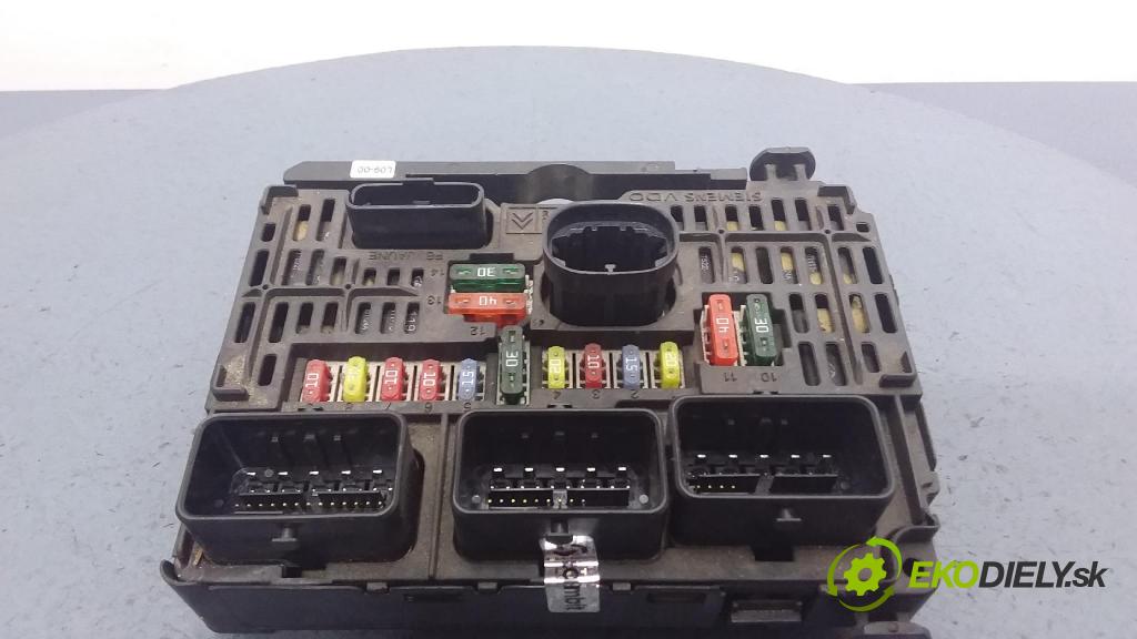 Peugeot 407 2006 skrinka Poistky: 9658070980