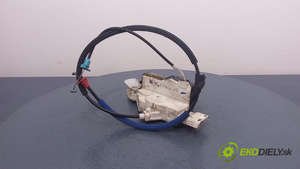 Peugeot 407 2006 zámek dveře před Levý: 9681332780Q