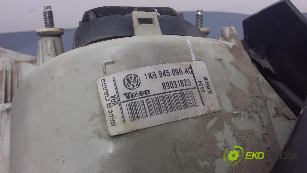 Volkswagen Golf 2008 svetlo / reflektor zad Prava: Vonkajsia: 1K6945096AC