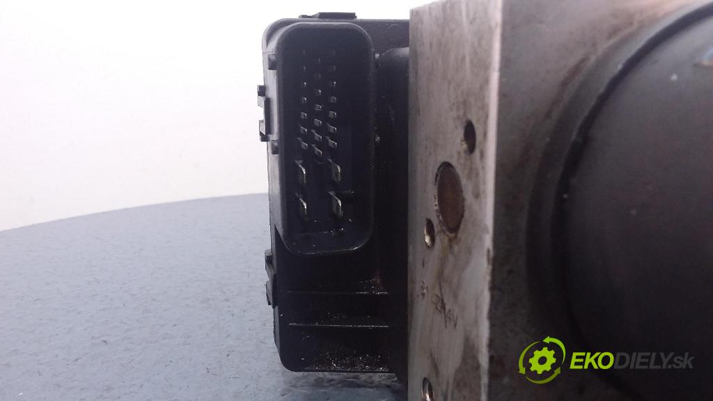 Hyundai Santa fe 2005 čerpadlo ABS x 02956-26110