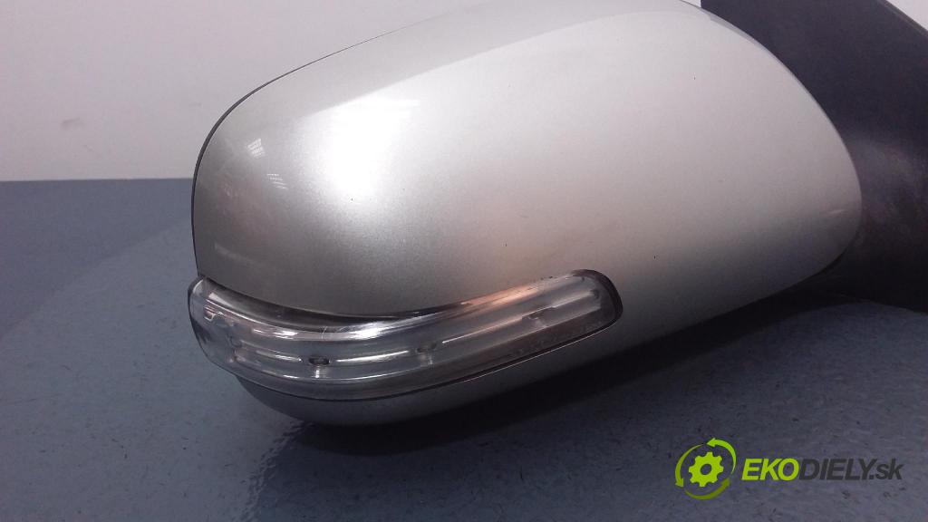 Toyota Avensis 2009 zpětné zrcátko prave 020058 016057