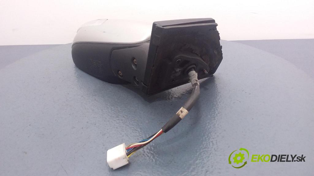 Toyota Avensis 2009 zpětné zrcátko prave 020058 016057