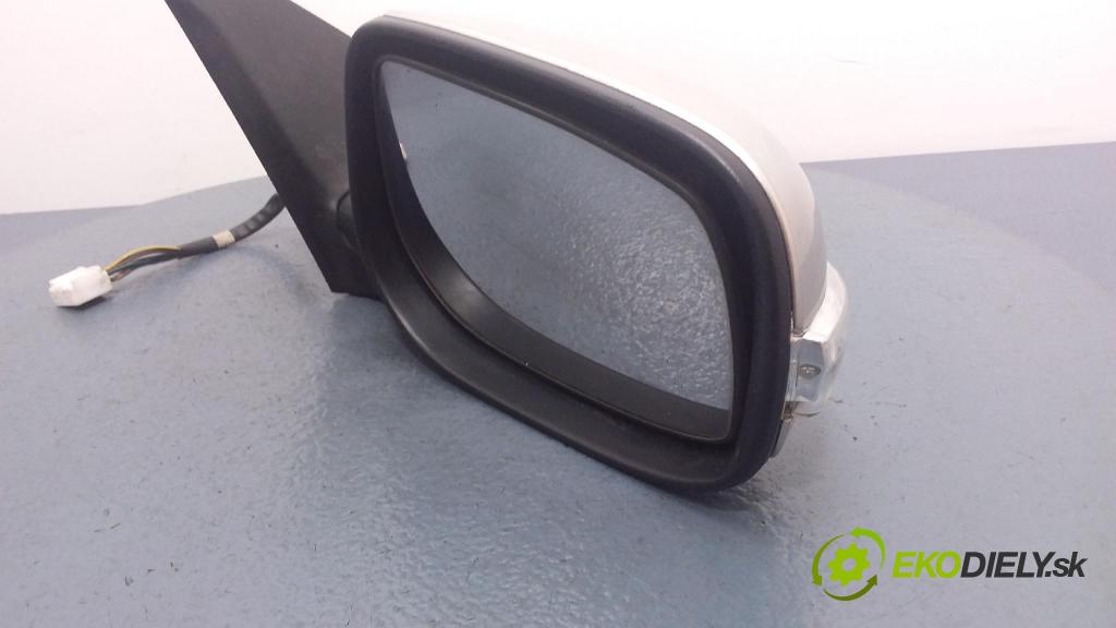 Toyota Avensis 2009 zpětné zrcátko prave 020058 016057