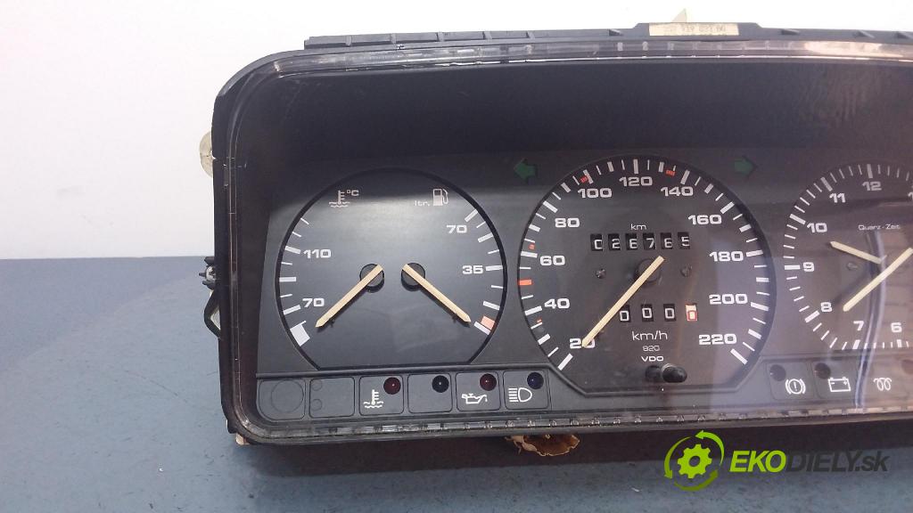 Volkswagen Passat 1991 Přístrojová deska 357919059AC