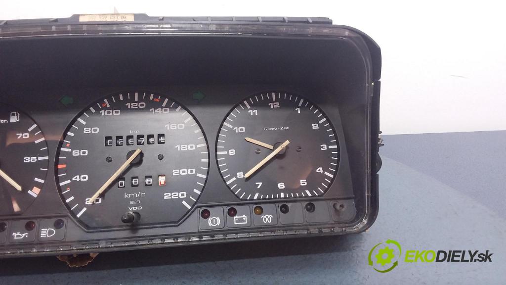 Volkswagen Passat 1991 Přístrojová deska 357919059AC
