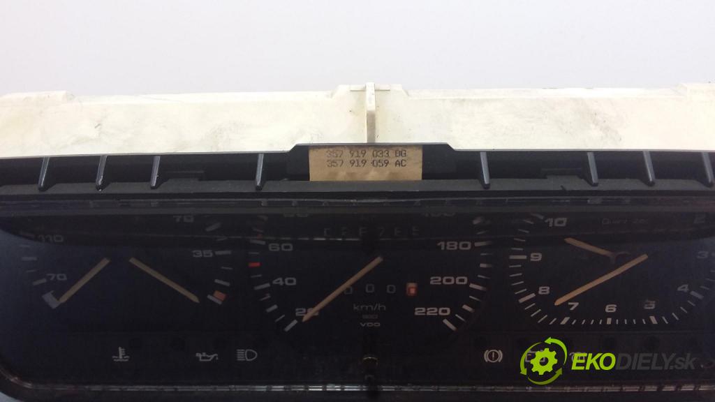 Volkswagen Passat 1991 Přístrojová deska 357919059AC