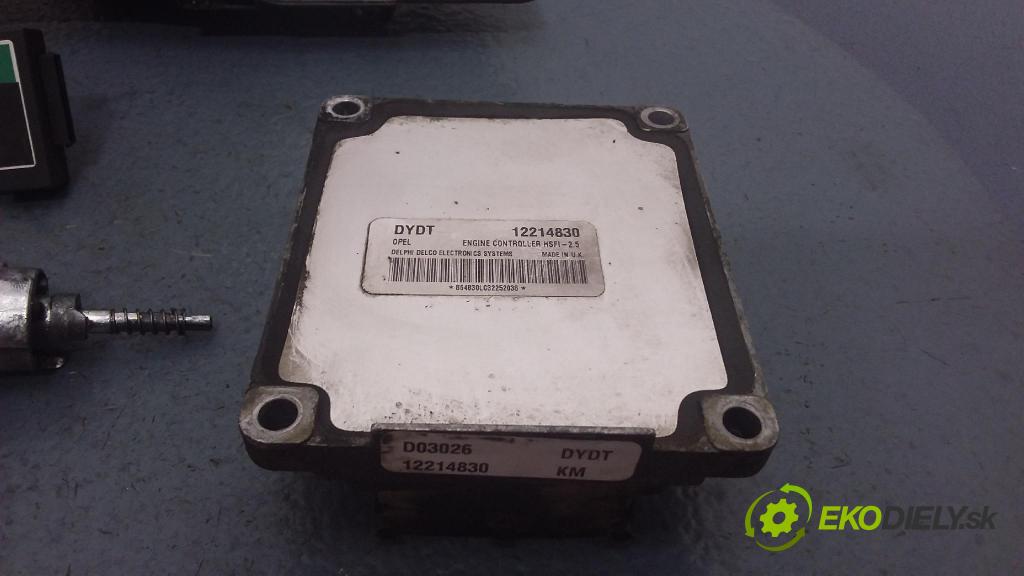 Opel Meriva 2003 riadiaca jednotka Motor: 12214830