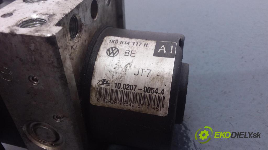 Volkswagen Golf 2005 čerpadlo ABS x 1K0907379P