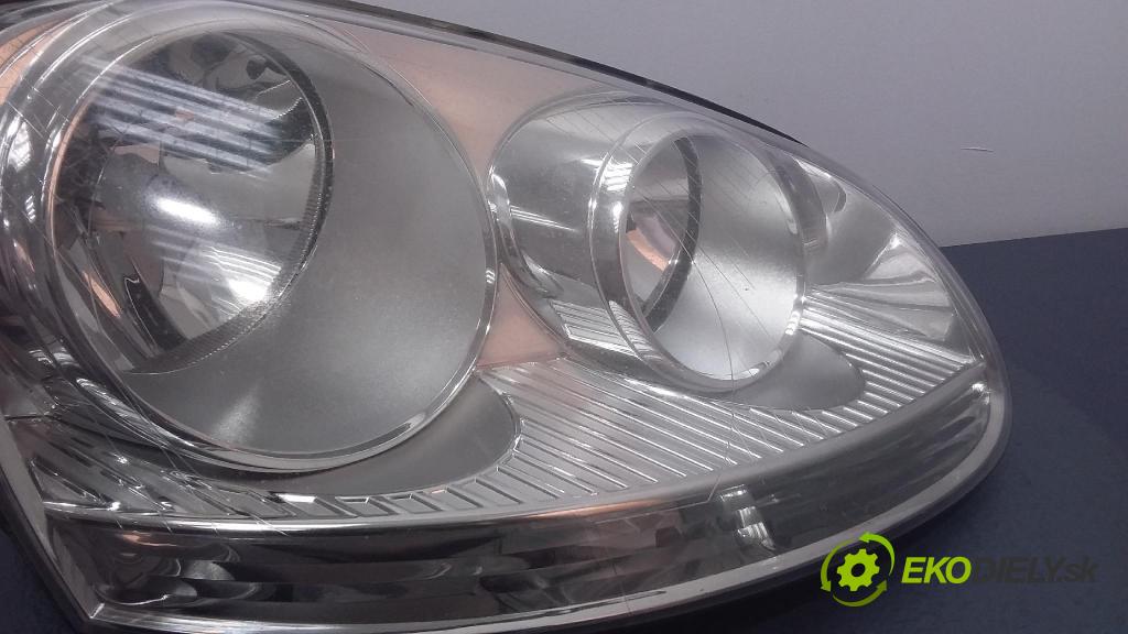 Volkswagen Golf 2005 světlo v pravo: 1K6941006N