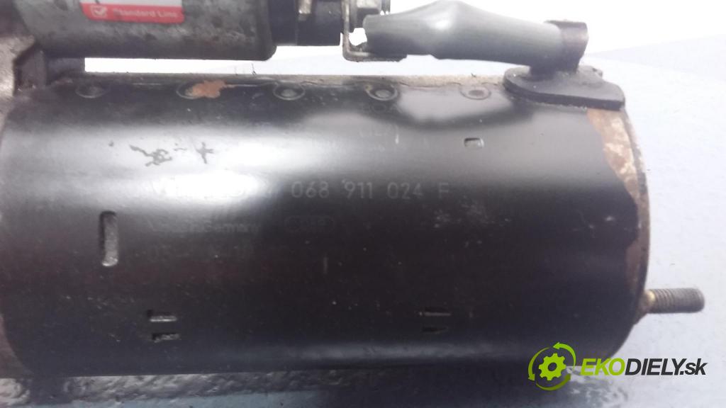 Volkswagen Passat 2004 štartér 068911024F