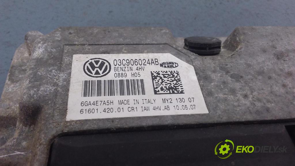 Skoda Fabia combi 2007 řídící jednotka Motor: 03C906024AB