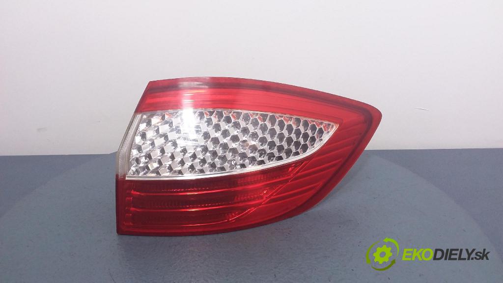 Ford Mondeo 2.0 tdci 2009 světlo Zad: Práva: Mimo: 7S71-13404-B