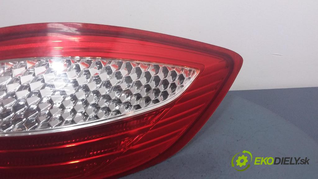 Ford Mondeo 2.0 tdci 2009 světlo Zad: Práva: Mimo: 7S71-13404-B