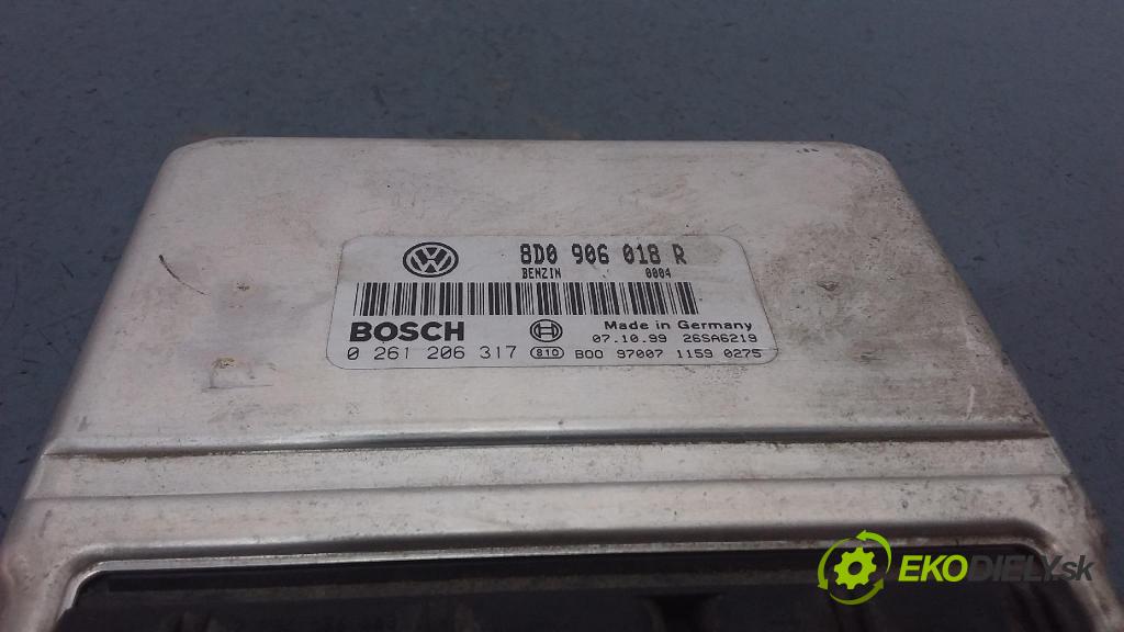 Volkswagen Passat 2000 riadiaca jednotka Motor: 8D0906018R