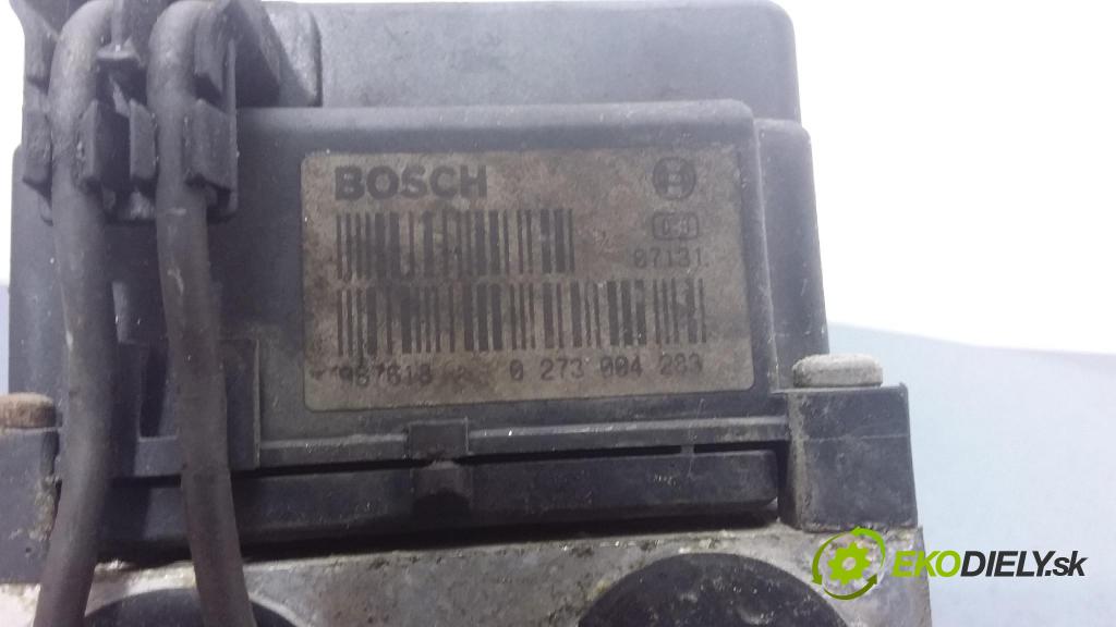 Volkswagen Passat 1997 čerpadlo ABS x 8E0614111P