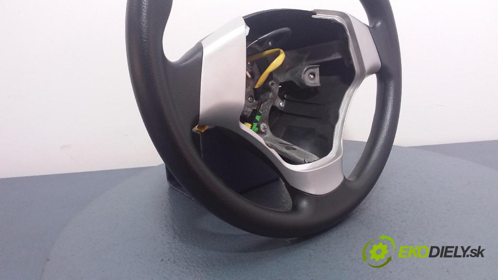 Brilliance Bs4 2010 volant 01