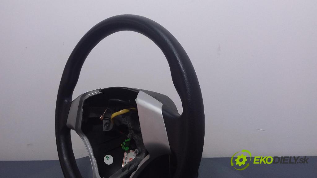 Brilliance Bs4 2010 volant 01