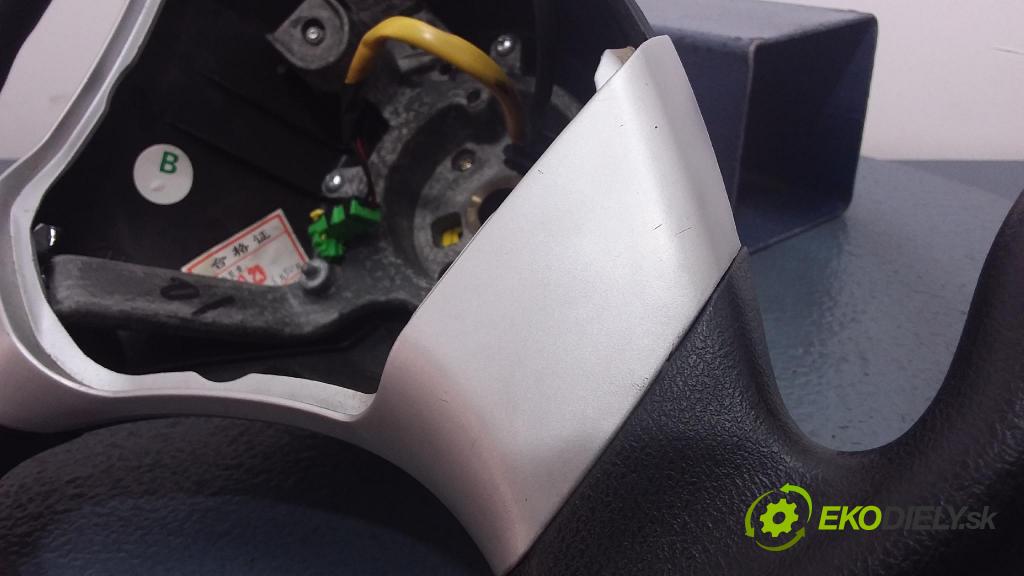 Brilliance Bs4 2010 volant 01