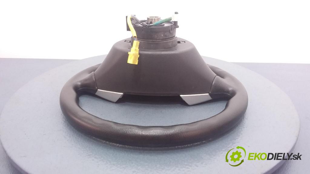 Brilliance Bs4 2010 volant 01