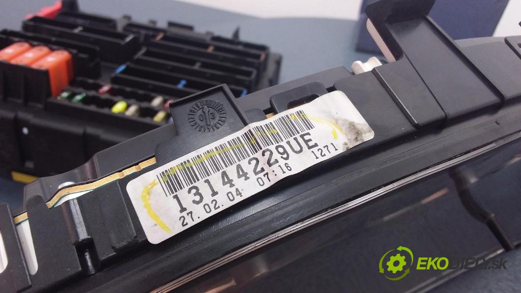 Opel Vectra 2004 riadiaca jednotka Motor: 55354416