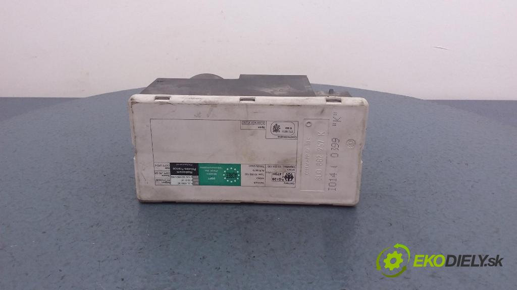 Audi A4 1996 pompa Centrálny: Zámok: 8L0862257K
