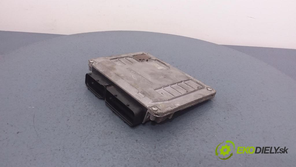 Volkswagen Polo 2005 riadiaca jednotka Motor: 03E906033R