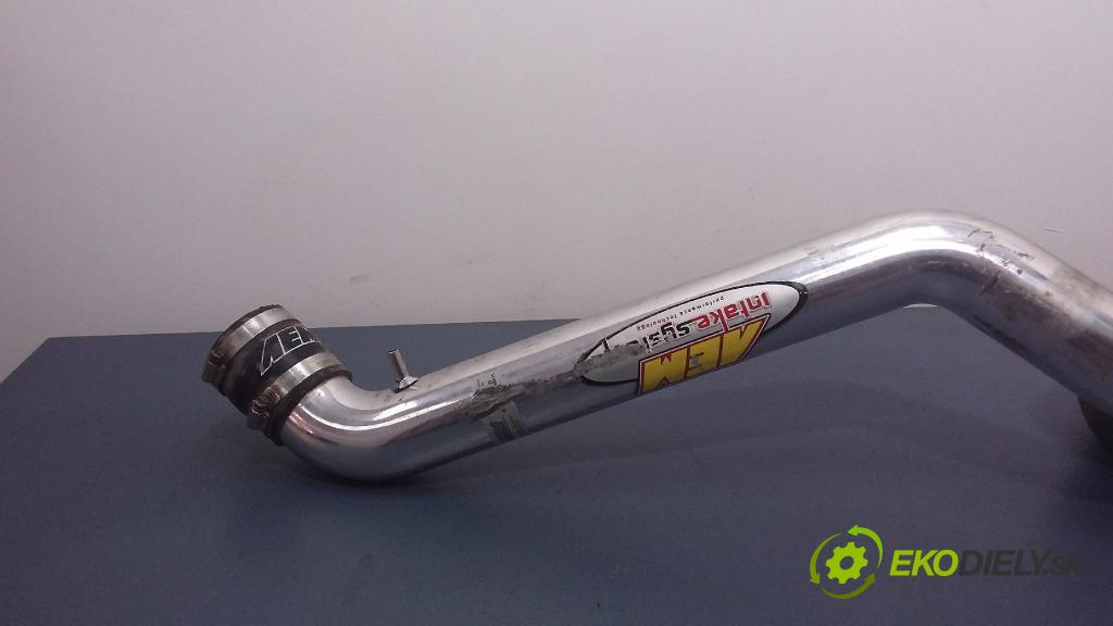 Honda Accord 1998 rúrka Vzduch: AEM