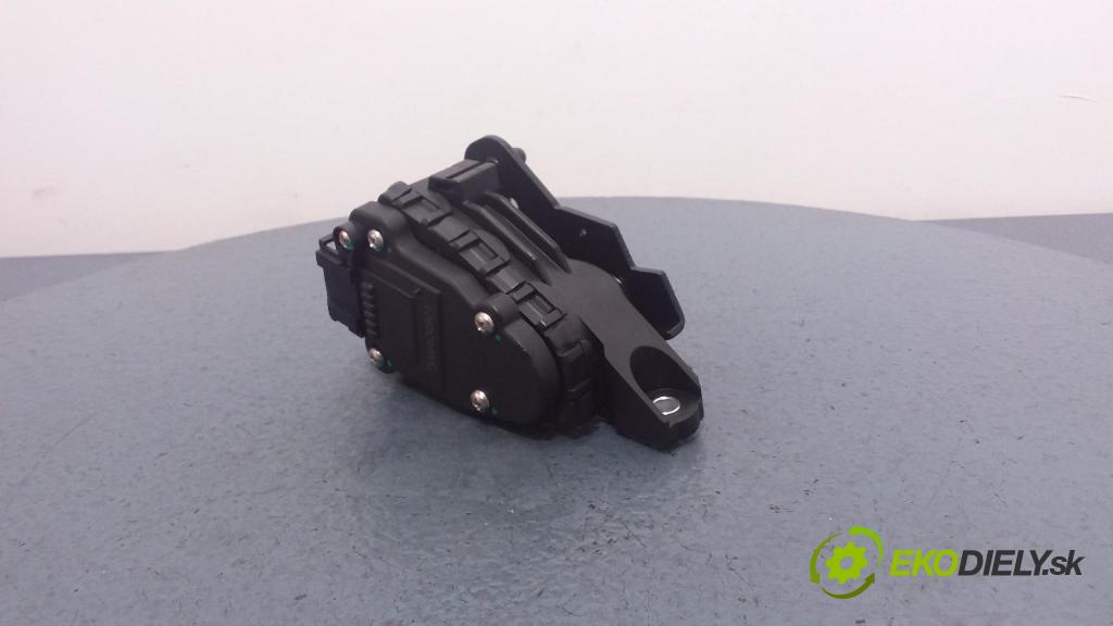 Renault Clio 2002 pedal Plyn: TSN04O0801