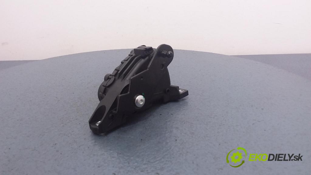 Renault Clio 2002 pedal Plyn: TSN04O0801