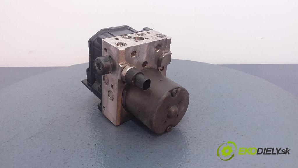 Audi A4 2002 čerpadlo ABS x 8E0614517