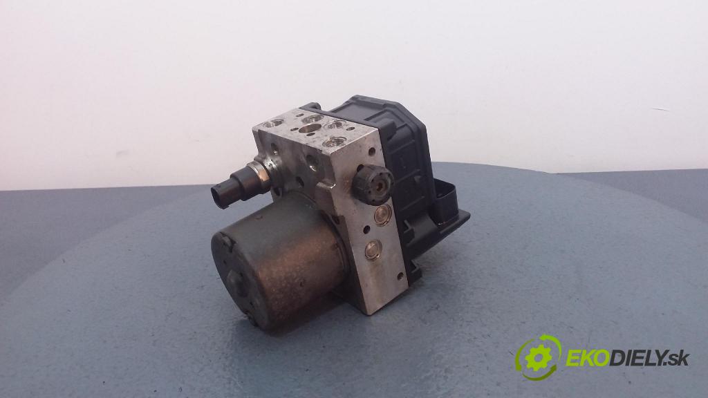Audi A4 2002 čerpadlo ABS x 8E0614517
