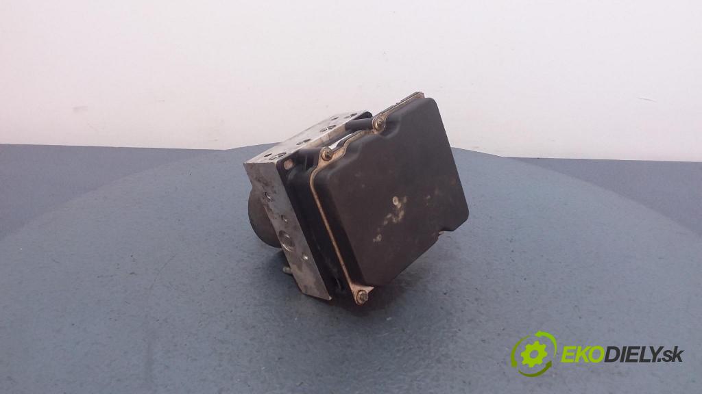 Opel Corsa 2006 čerpadlo ABS x 13236013