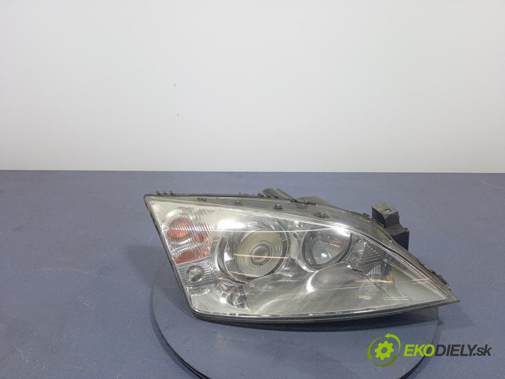Ford Mondeo 2004 světlo v pravo: 1S71-13005-CK