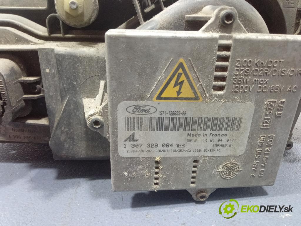 Ford Mondeo 2004 světlo v pravo: 1S71-13005-CK