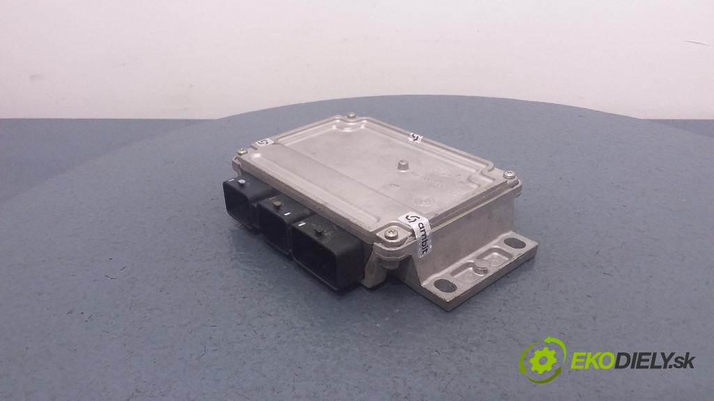 Peugeot 407 2006 riadiaca jednotka Motor: 9661570780